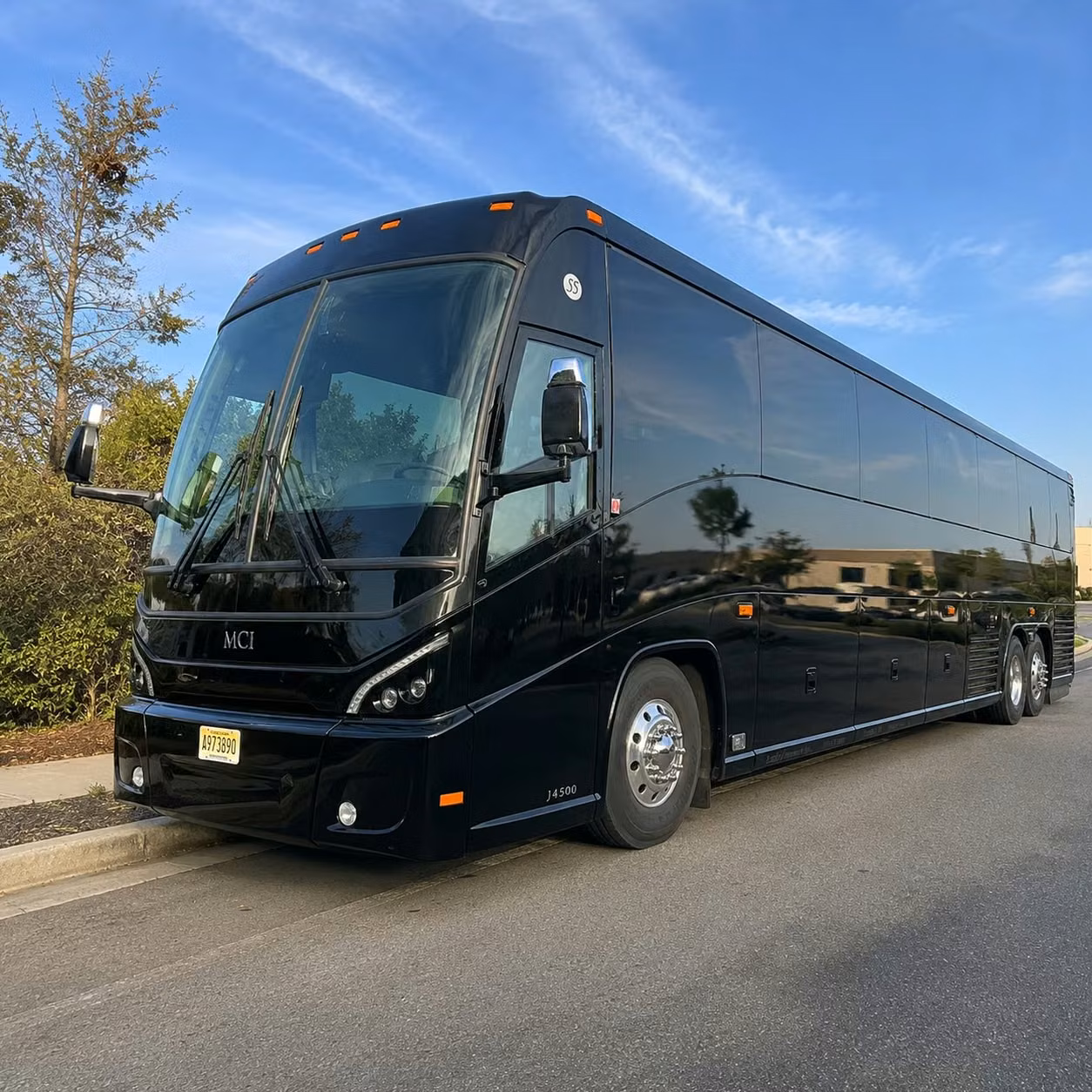 airport shuttle transportation for government and military groups traveling through newark and philadelphia
