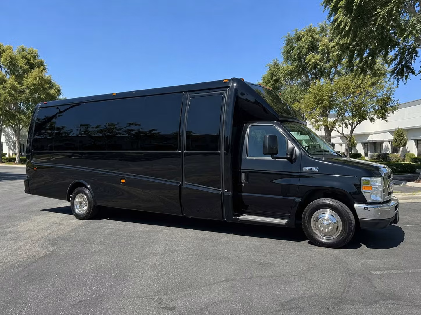 find the right party bus size for your south brunswick prom group