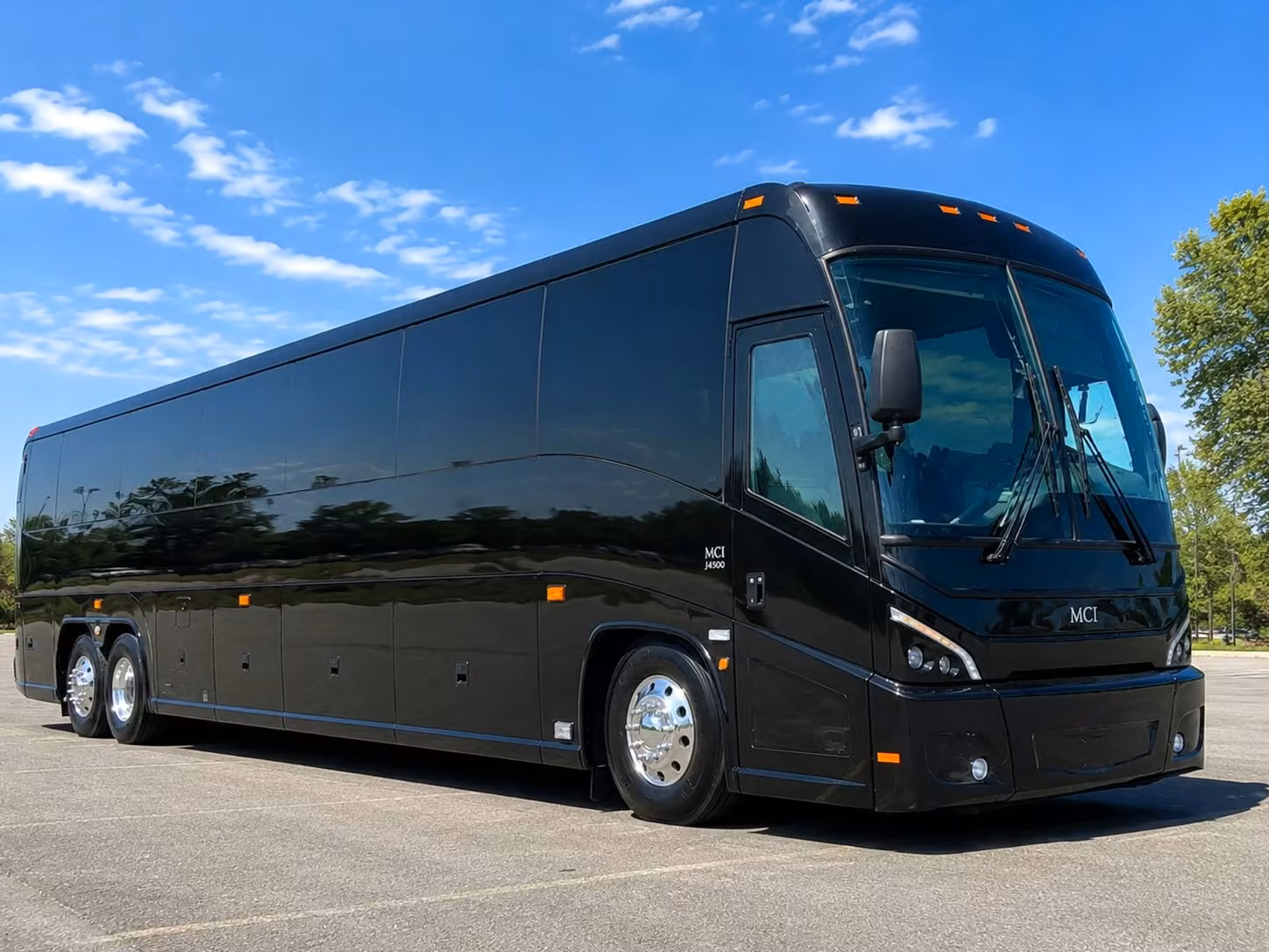 minibus rentals in south brunswick for smaller class and club trips