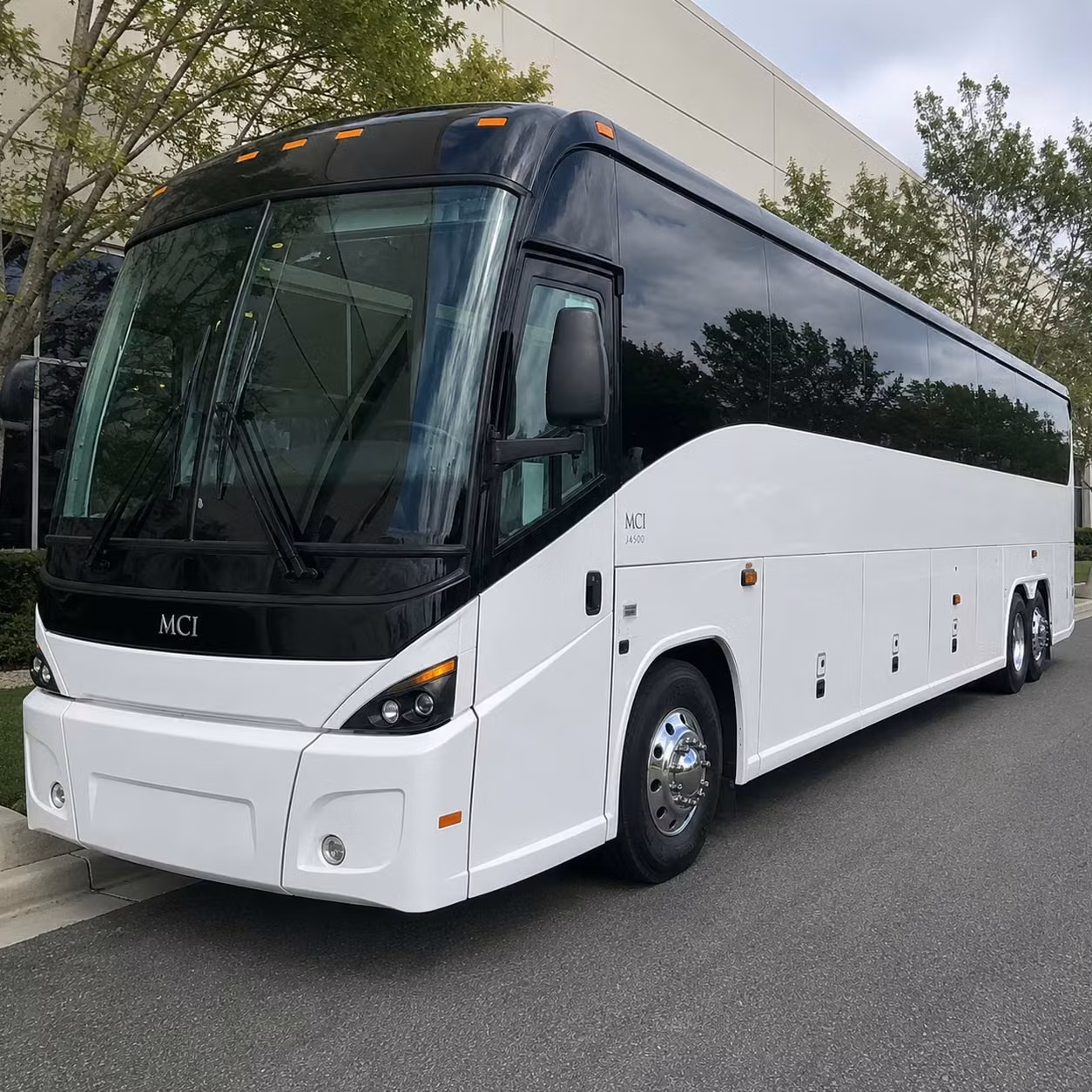 recurring daily shuttle service between south brunswick and newark liberty international airport