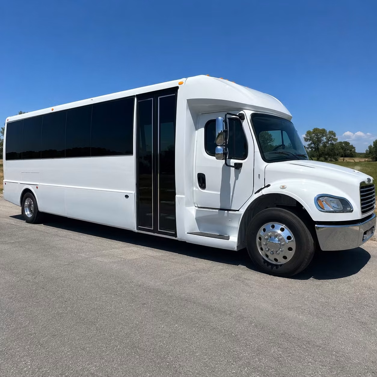 south brunswick 18 passenger minibus rental