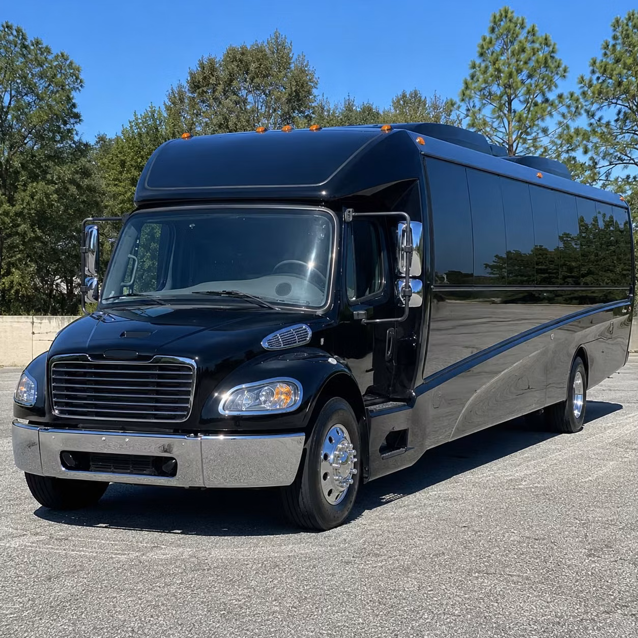 south brunswick 35 passenger minibus rental