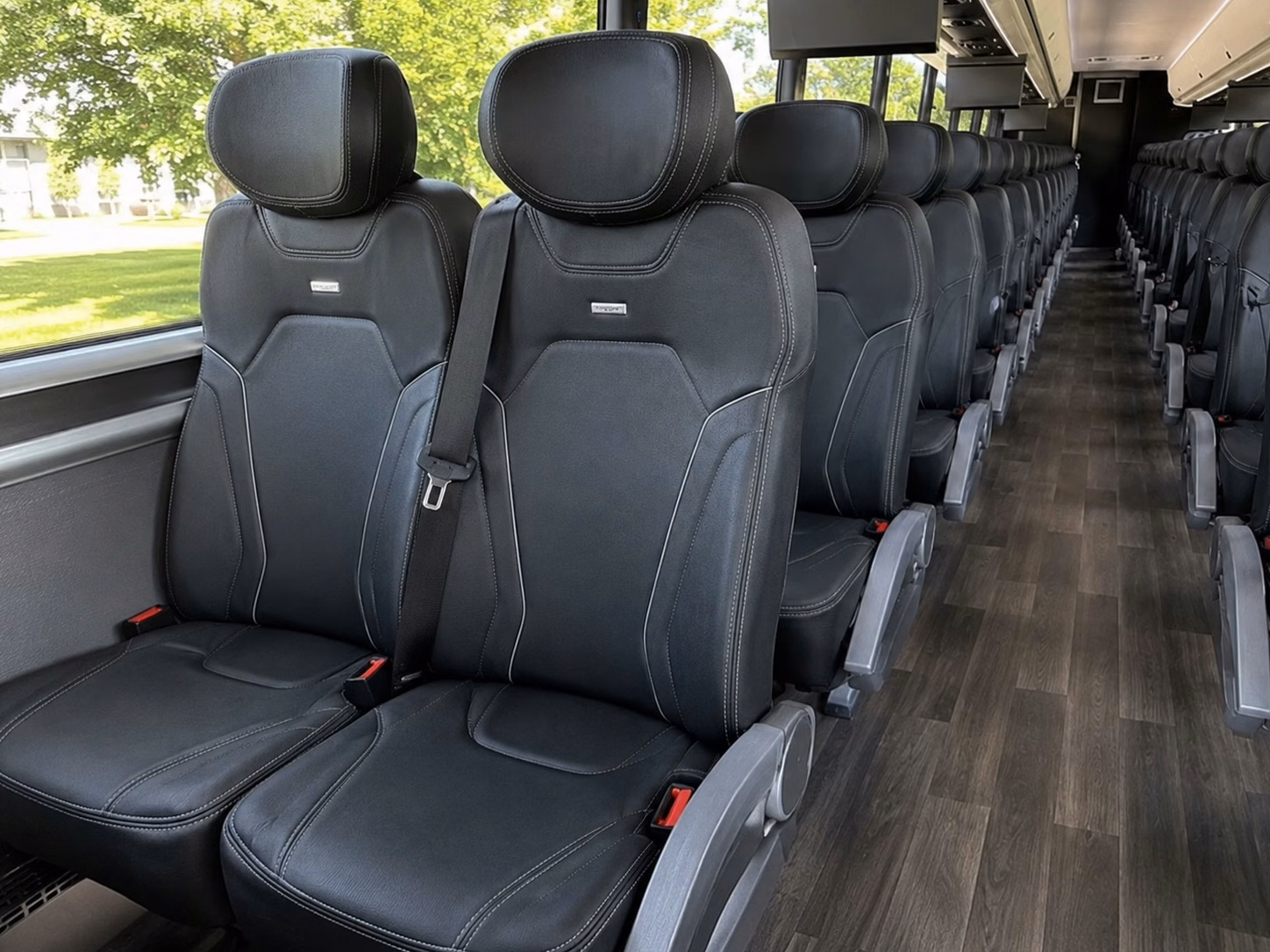 south brunswick groups heading to new york city charter bus rentals made simple